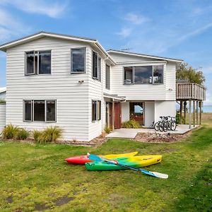 Absolute Waterfront With Wifi - Five Mile Bay Home Waitahanui Exterior photo