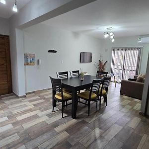 Mendoza, Departamento Duplex Hasta 6 Personas Con Cochera Apartment Guaymallen Room photo