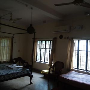 Rnr Homestay Shanti Niketan Room photo