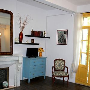 Mas De Bellegou Bed & Breakfast Portiragnes Room photo