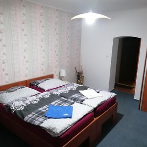 Penzion Na Kopecku Hotel Ceska Lipa Room photo