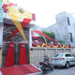 Solanki Home Mathura Exterior photo