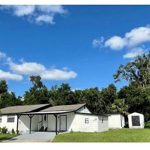 Country Style Suite Attached Queen Bed & Futon DeLand Exterior photo