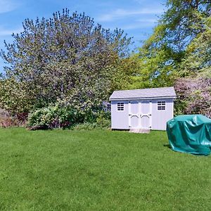 Far Away By The Sea Villa Yarmouth Exterior photo