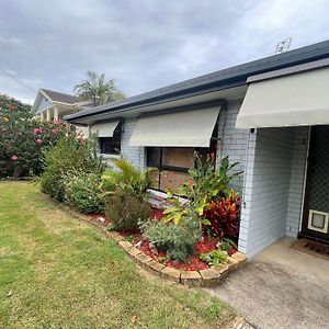 The Sandy Villa 150 Meters From Sawtell Beach Exterior photo