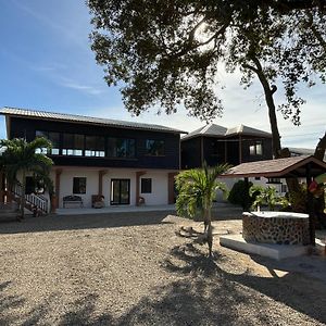 The Toucan Inn Independence Exterior photo