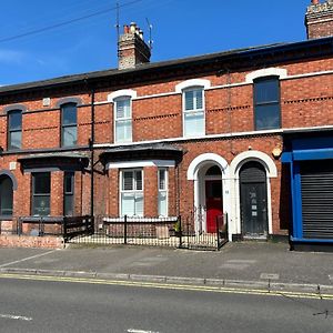 Charming Victorian Terrace, South Belfast Villa Exterior photo