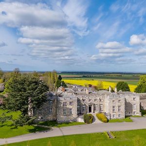 Hazlewood Castle & Spa Guest House Tadcaster Exterior photo