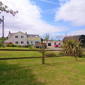 Pantysgyfarnog Near Carmarthenshire Pembrokeshire Hotel Exterior photo