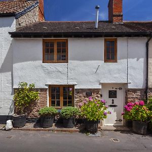 Pebble Cottage, Dunster Exterior photo