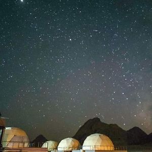 Sami Al Muzna Rum Camp Bed & Breakfast Wadi Rum Exterior photo