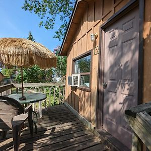 Tiny Wood Cottage 12 Wasaga Beach Exterior photo