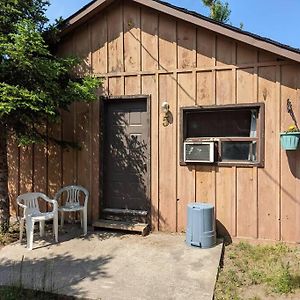 Tiny Wood Cottage 05 Wasaga Beach Exterior photo