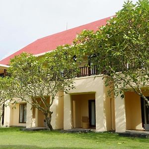 Manado Nusantara Diving Centre Resort & Spa Exterior photo