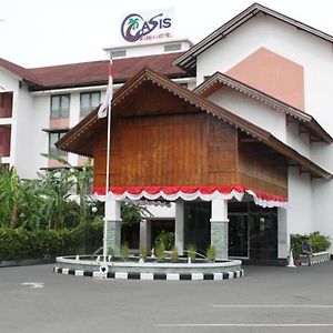 Oasis Atjeh Hotel Banda Aceh Exterior photo