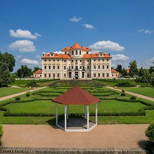 Chateau Liblice Hotel Bysice Exterior photo