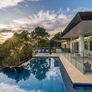 Wave Hill And The Pool House Villa Lennox Head Exterior photo