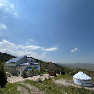 Центр Отдыха Оруу-Сай Hotel Bishkek Exterior photo