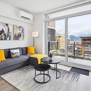 Brand New City Apt In Downtown Vancouver Apartment Exterior photo