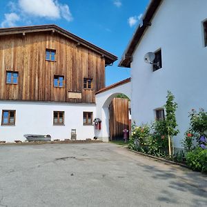 Ferienhaus Ederhof: Idyllic Courtyard Farm for Families and Pets Villa Aidenbach Exterior photo