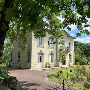 Maison De Maitre Villa Guitres Exterior photo