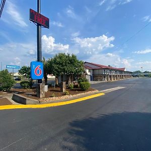 Motel 6 Manchester Tn Exterior photo