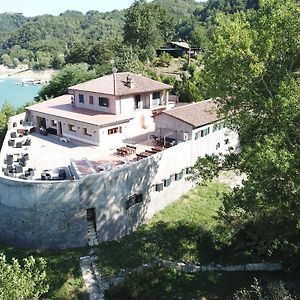 Agriturismo Incantesimo Del Lago Salto Villa Varco Sabino Exterior photo