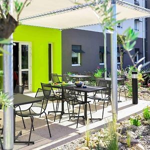 Ibis Budget Porte De Camargue Hotel Saint-Martin-de-Crau Exterior photo