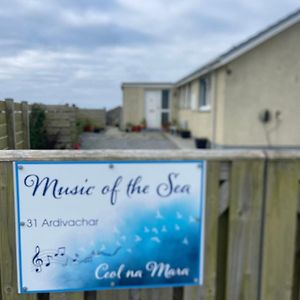 Music Of The Sea- Isle Of South Uist, Hs8 5Rf Apartment Clachan  Exterior photo