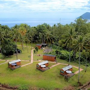 Bobocabin Bunaken Hills, Manado Hotel Exterior photo