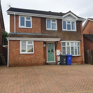 Modern Comfortable Quiet Self Contained Apartments Brackley  Exterior photo