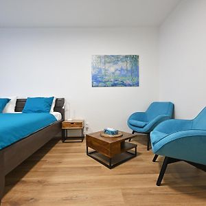 Azure Nest Apartment Brno Exterior photo