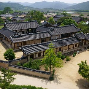 Hahoe Chunghyodang Villa Andong Exterior photo