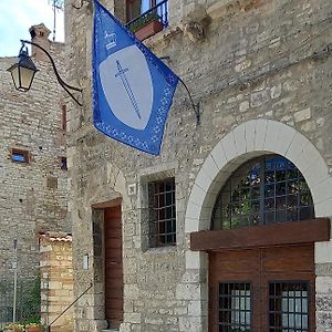 Raphael House Bed & Breakfast Gubbio Exterior photo