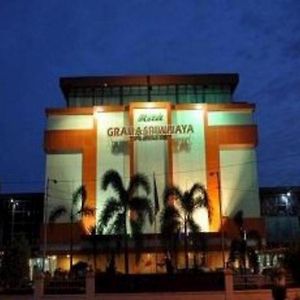 Graha Sriwijaya Hotel Palembang Exterior photo