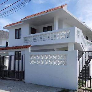 White Paradise Beach House Your Coastal Haven Apartment Vega Baja Exterior photo