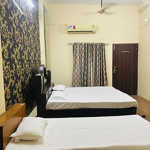 Rn Residency Bed & Breakfast Varanasi Exterior photo