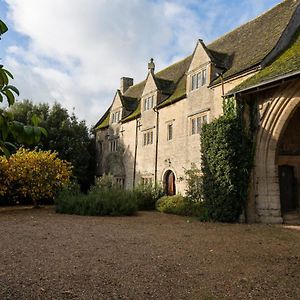 Northborough Manor Gatehouse Villa Exterior photo