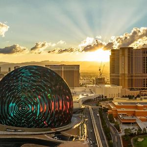 The Venetian Resort Las Vegas By Suiteness Exterior photo