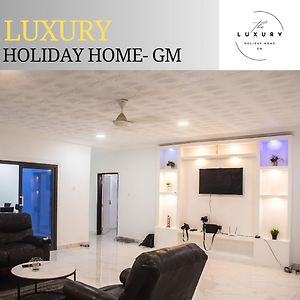 Luxury Holiday Home Gm Banjul Exterior photo