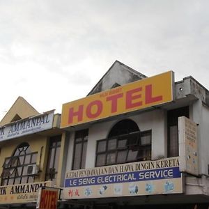 Nilai H2 Hotel Exterior photo