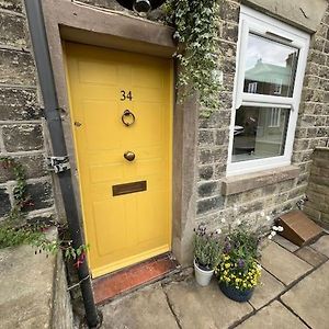 The Yellow Door To The Peaks Villa Bollington Exterior photo