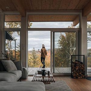 Scandi Inspired Chalet Mont Tremblant Views And Spa Villa La Conception Exterior photo