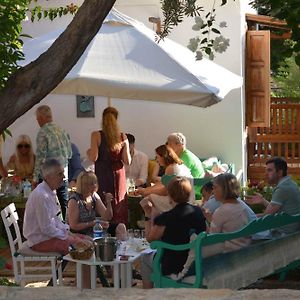 The White House Kalkan Bed & Breakfast Exterior photo