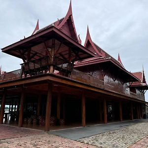 Metathsana Resort Phra Nakhon Si Ayutthaya Exterior photo