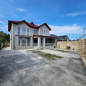 Greydom12 Villa Qusar Exterior photo