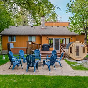 New In Sauble W Sauna & Hot Tub Villa Sauble Beach Exterior photo