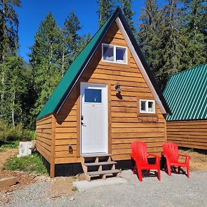 Mushroom Theme Cabin On 33 Acre Farm Brew Bay Exterior photo