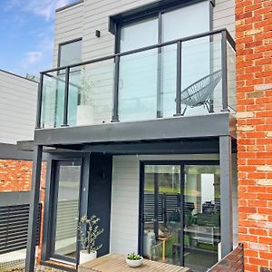 Modern 2 Level Apartment - Shared Geelong Exterior photo