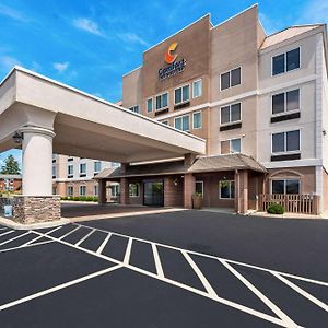 Comfort Inn & Suites Heath Exterior photo